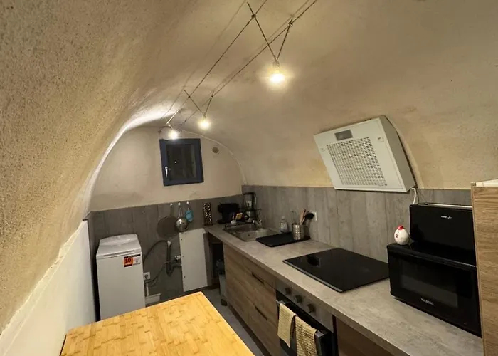 Blue House * Saint-Gilles (Gard)